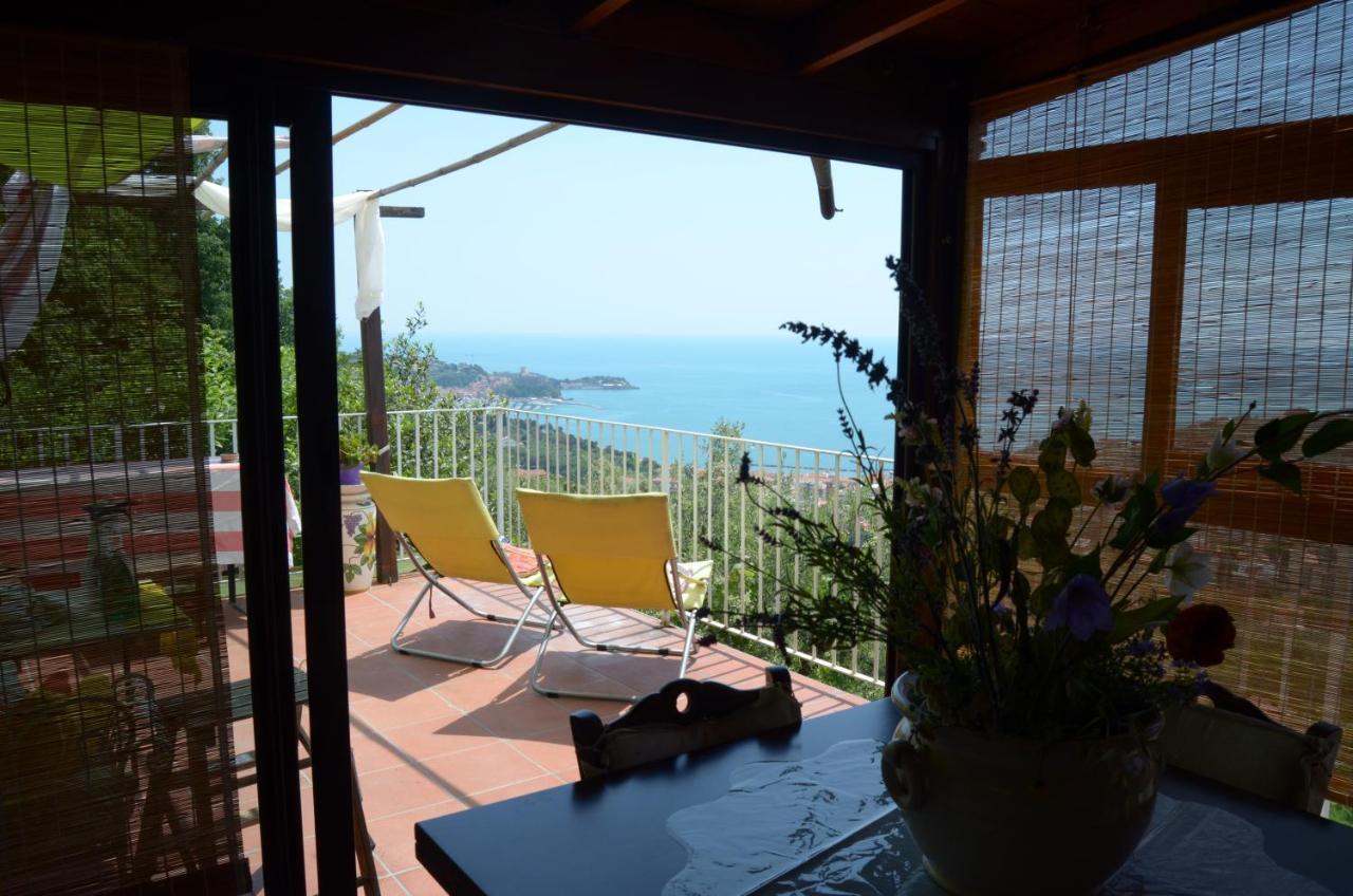 Pitelli La Pineta Bed & Breakfast エクステリア 写真
