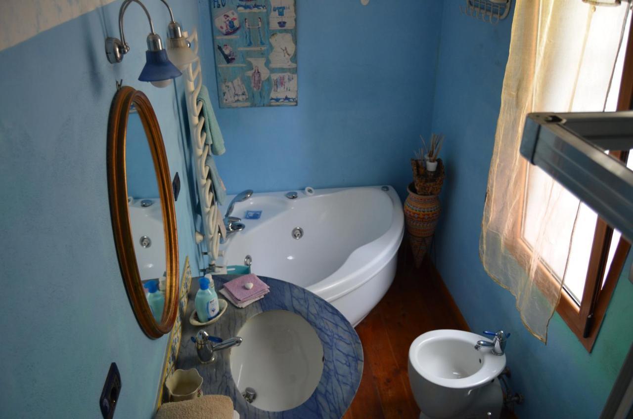 Pitelli La Pineta Bed & Breakfast エクステリア 写真